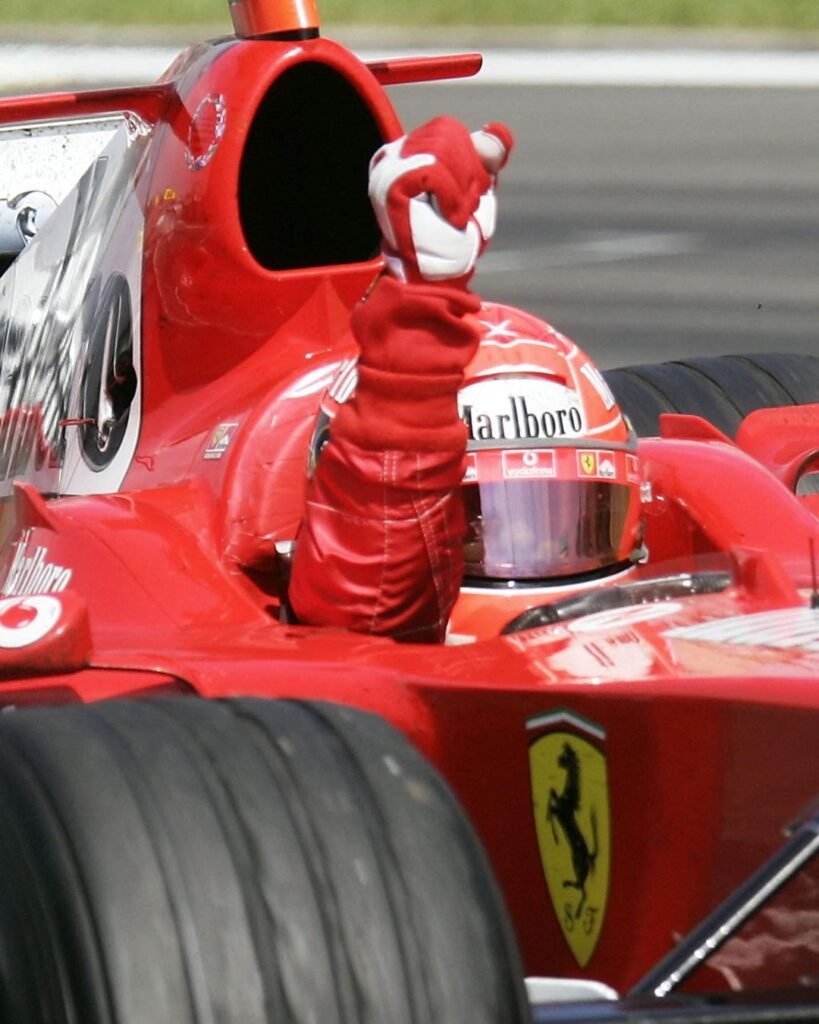 माइकल-शूमाकर-Michael-Schumacher-F1-Car